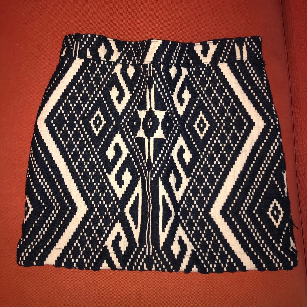 Aztec mini skirt